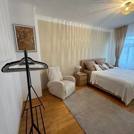 شقة Gemuetliche 2-raum-wohnung *