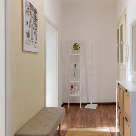 Gemuetliche 2-raum-wohnung شقة *